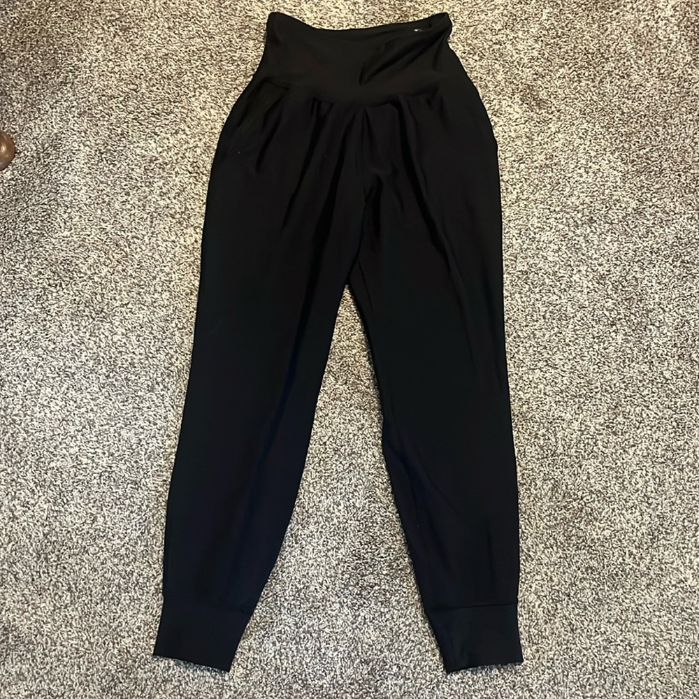 NWOT Old Navy Legging Joggers Small